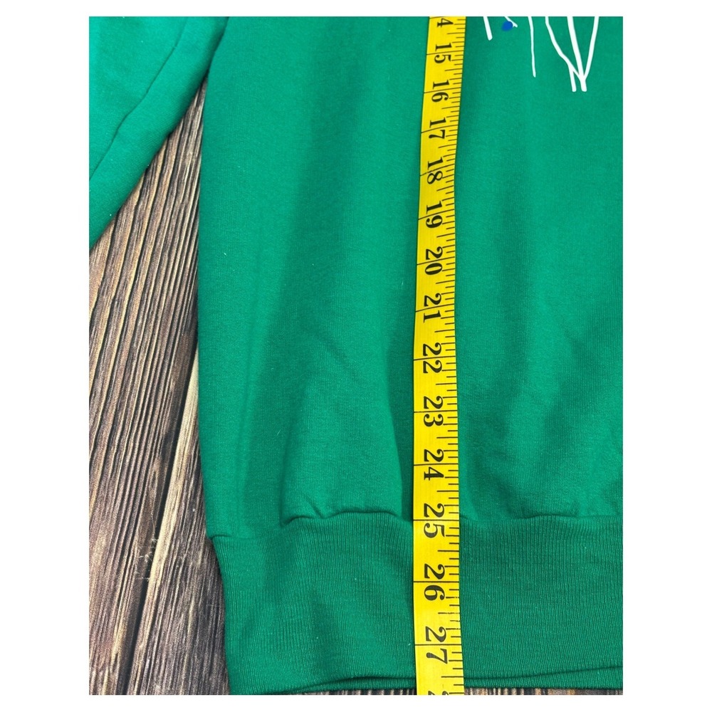 Sweatshirt Mens L/G Green Castle Christmas Graphic Print Preshrunk Pullover - Picture 5 of 12